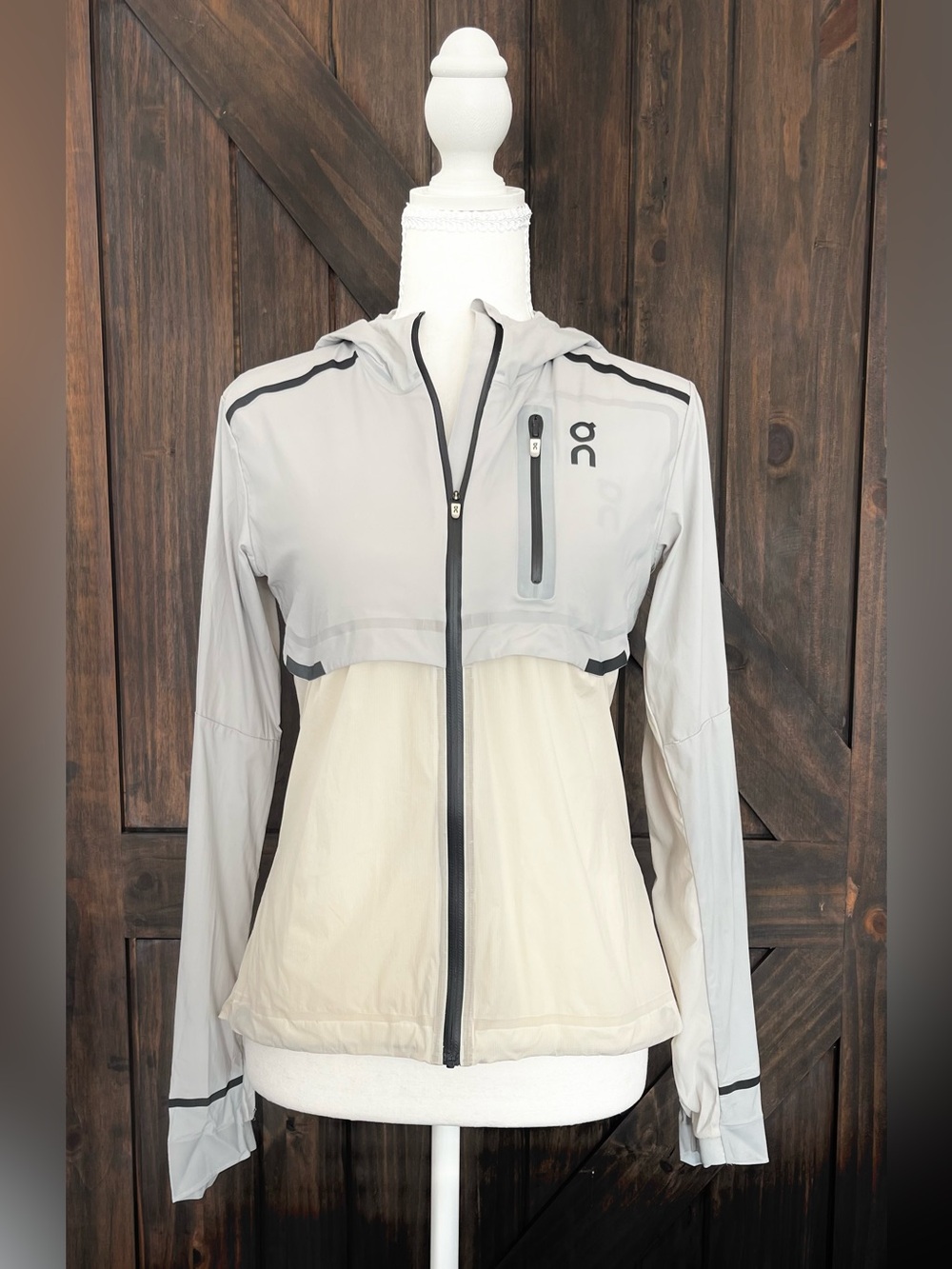 On Running Jacket - XS